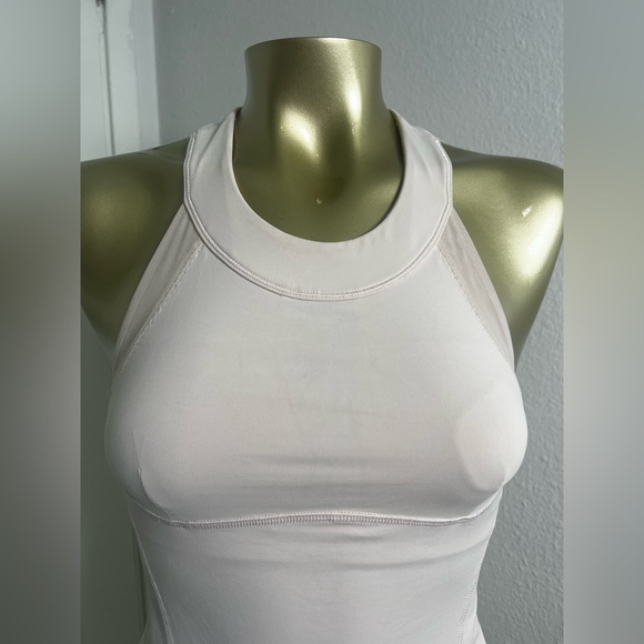 Lululemon Run: Make It Count Tank 2 - Picture 2 of 7